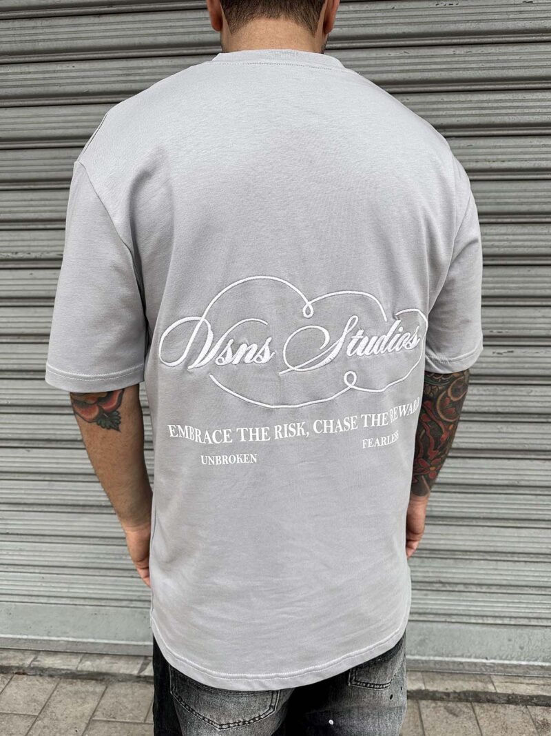Visions Tee "Embrace The Risk"