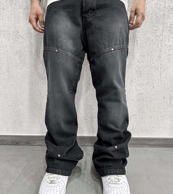 Flare Six Button Black