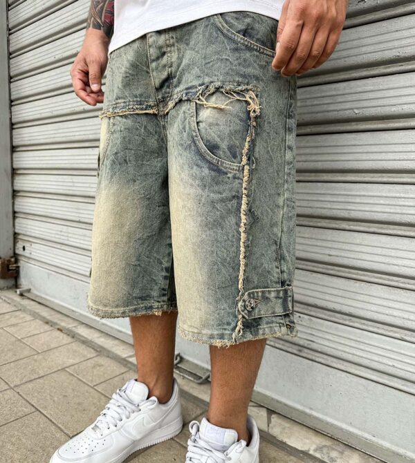Shorts Sandbe Buttons